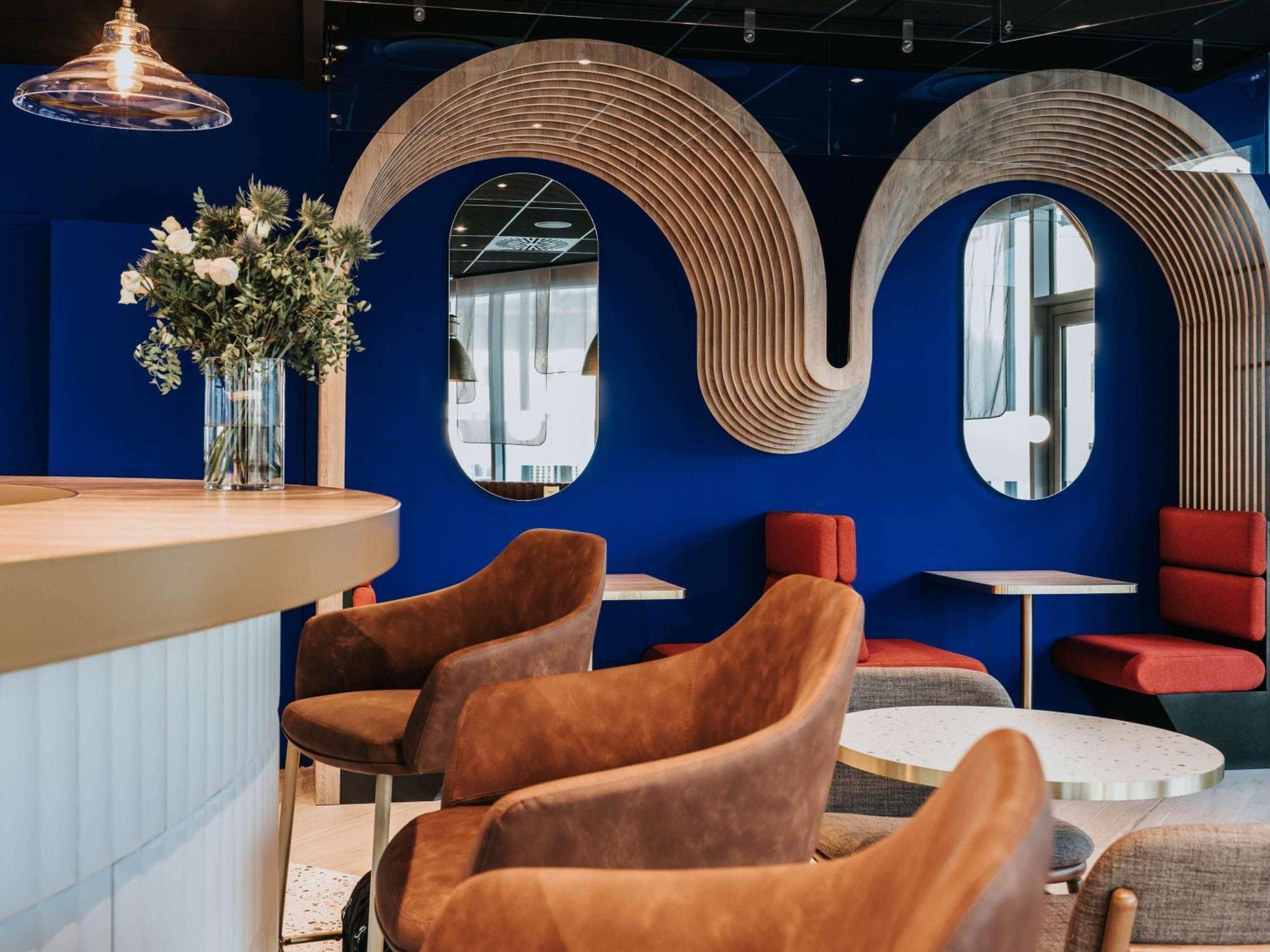 Novotel Angers Centre Gare Eksteriør billede