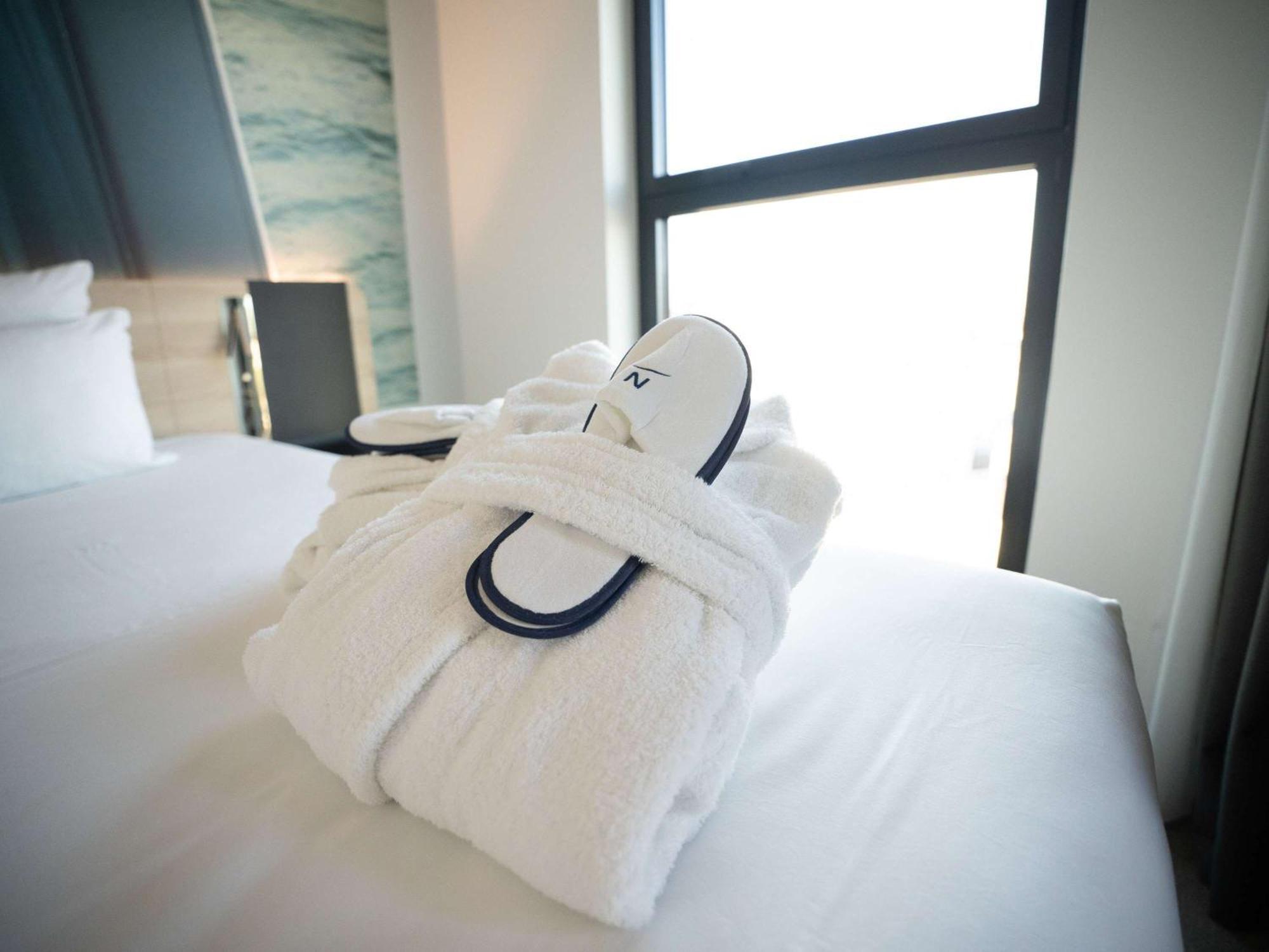 Novotel Angers Centre Gare Eksteriør billede