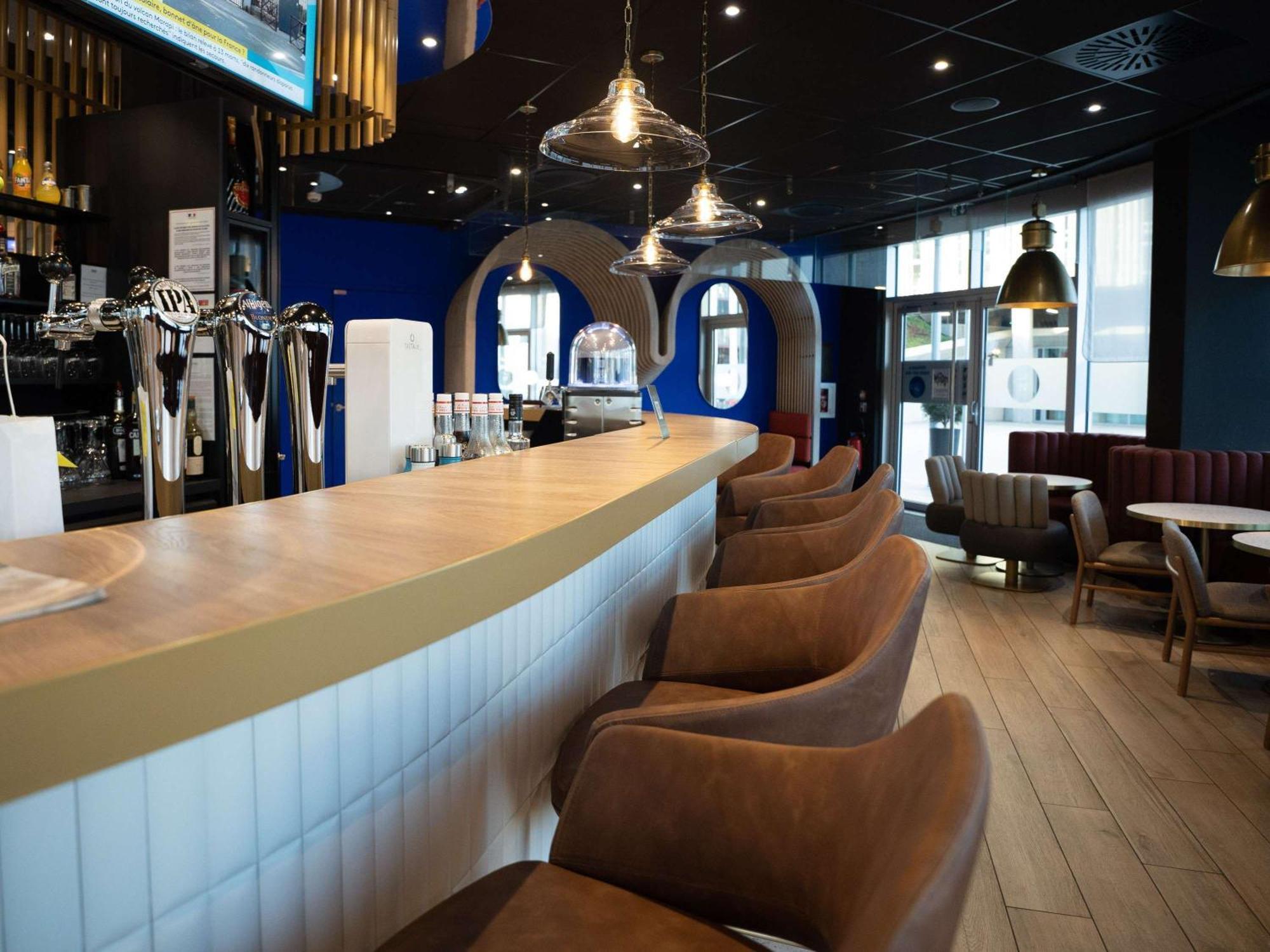 Novotel Angers Centre Gare Eksteriør billede