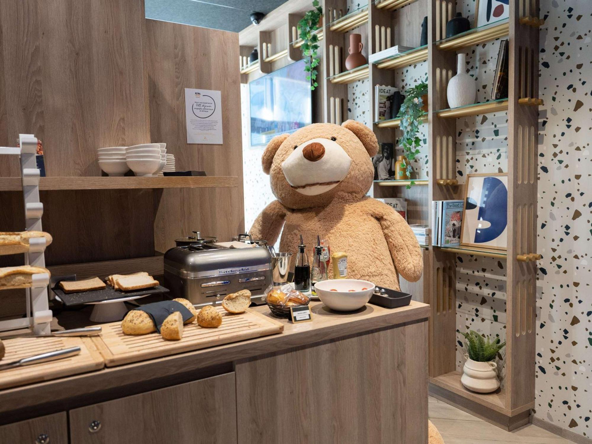 Novotel Angers Centre Gare Eksteriør billede