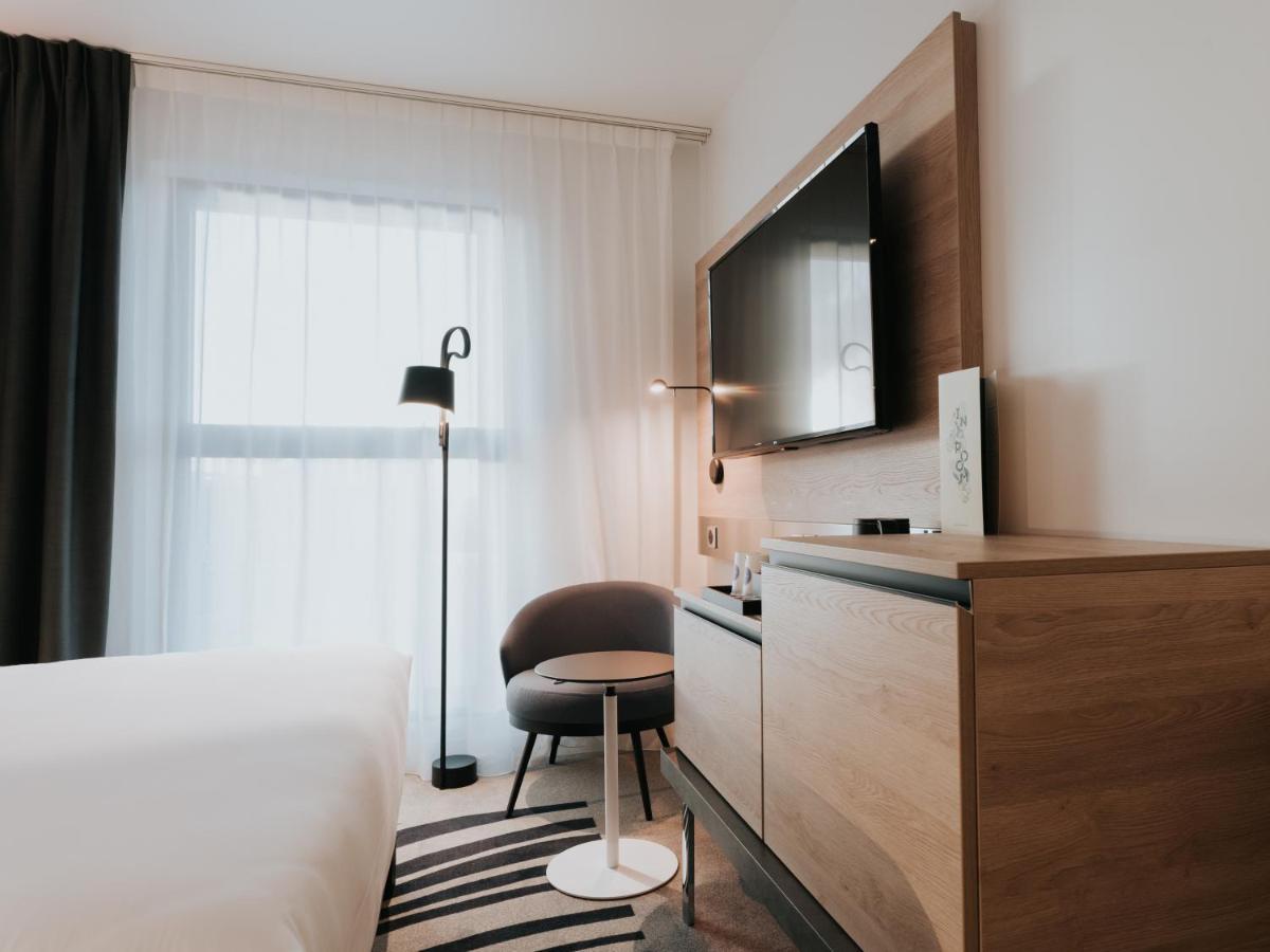 Novotel Angers Centre Gare Eksteriør billede